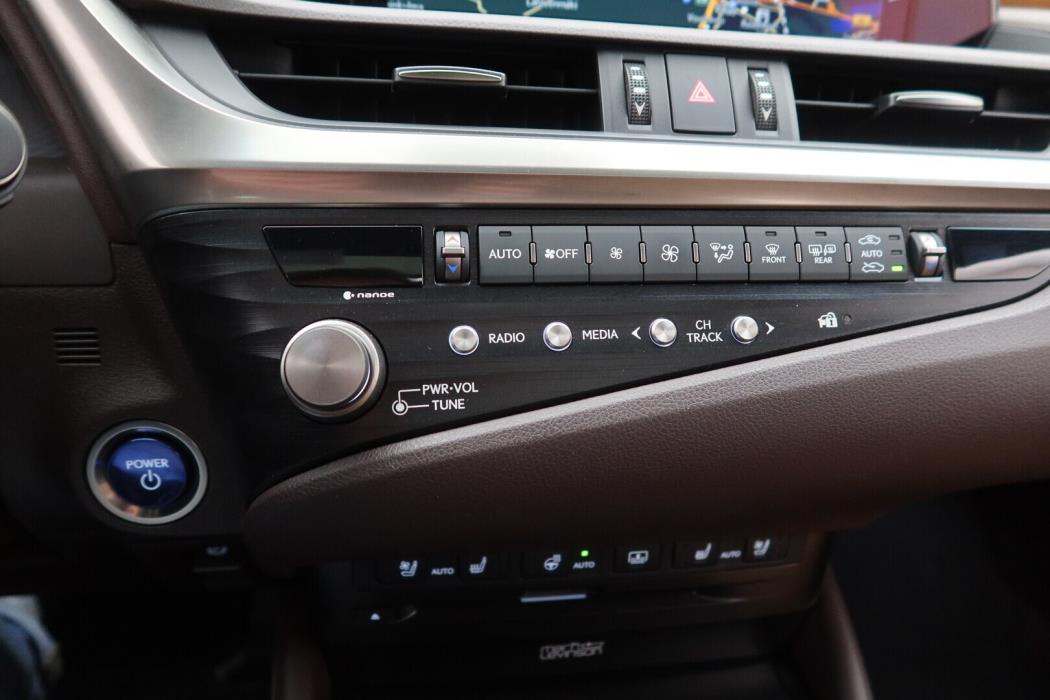LEXUS ES 2021