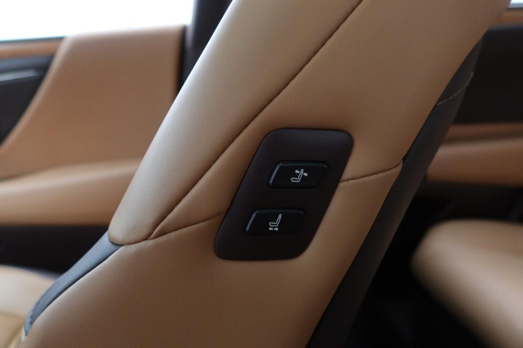 LEXUS ES 2021