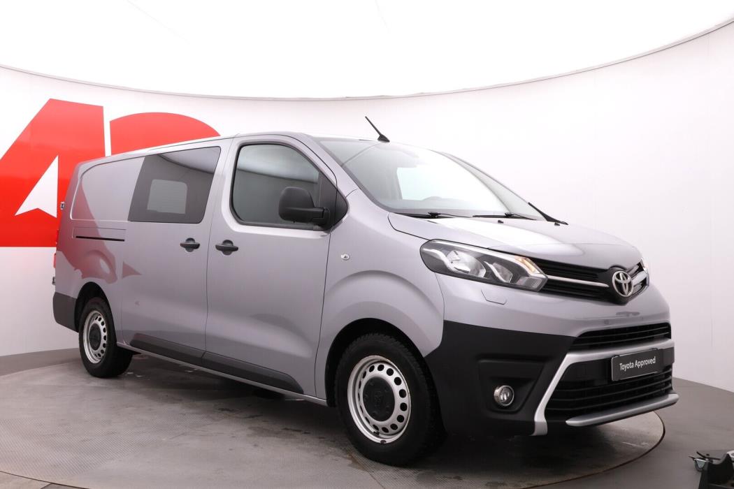 TOYOTA Proace 2021