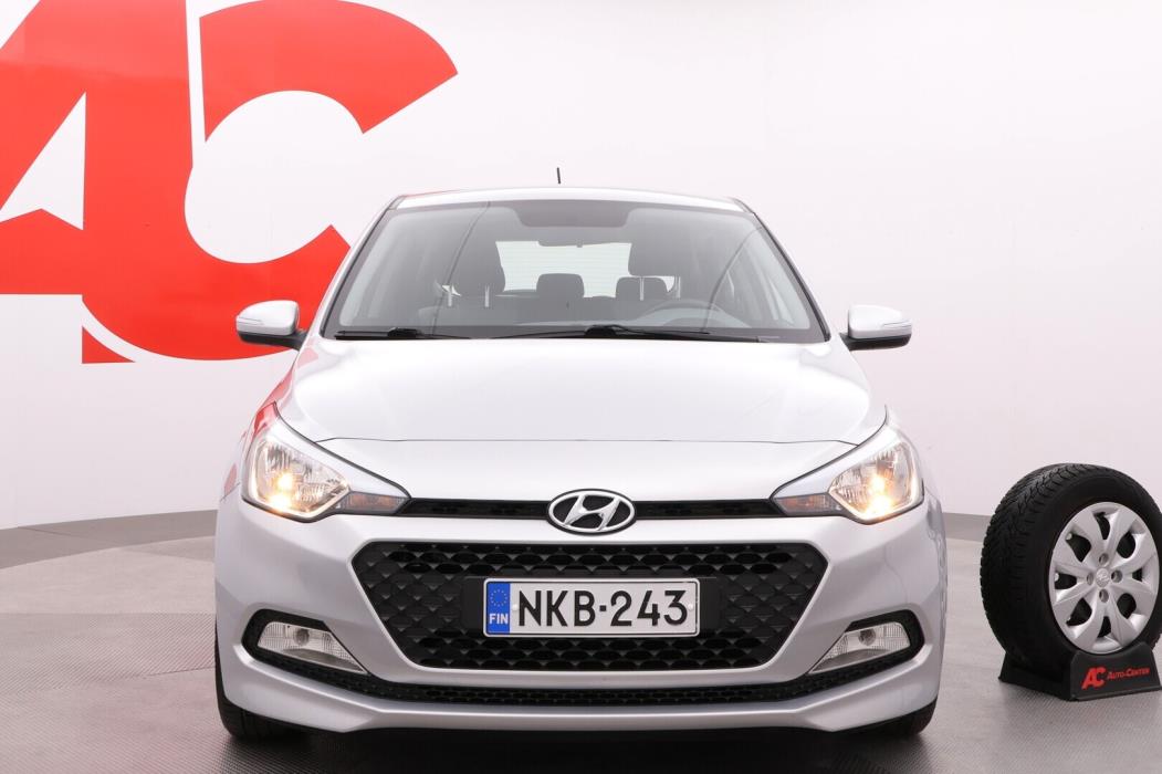 HYUNDAI i20 5d 2015