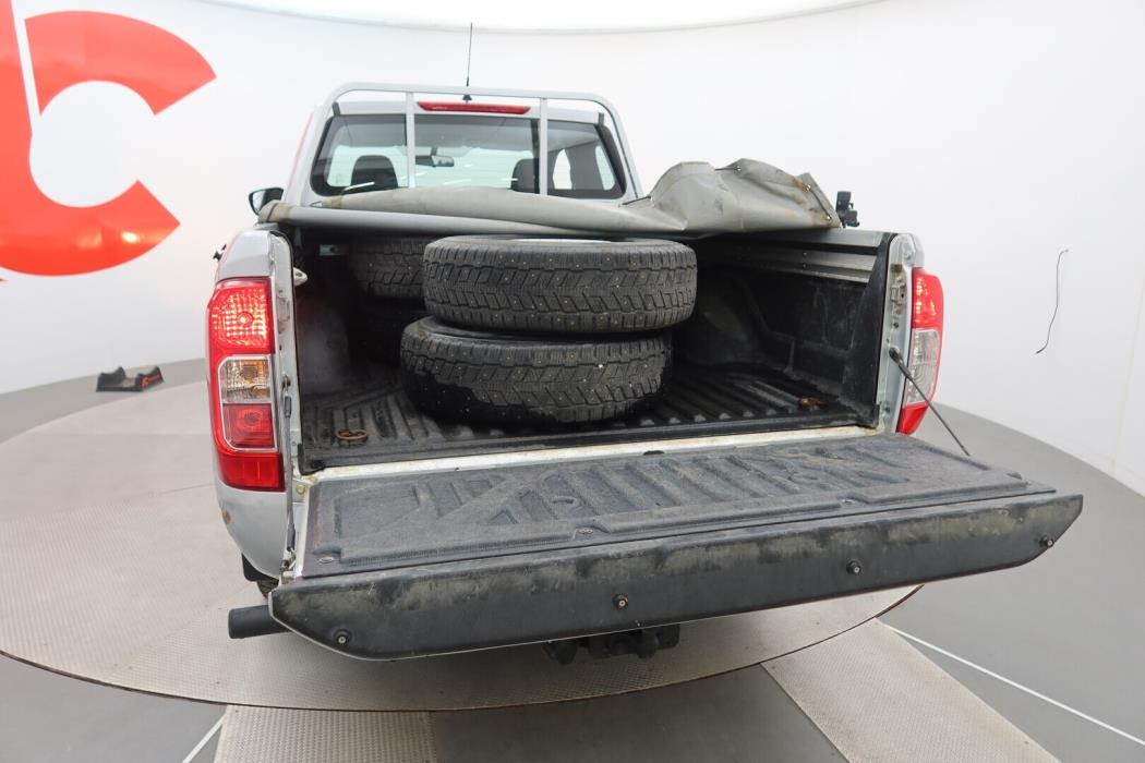 NISSAN Navara 2017