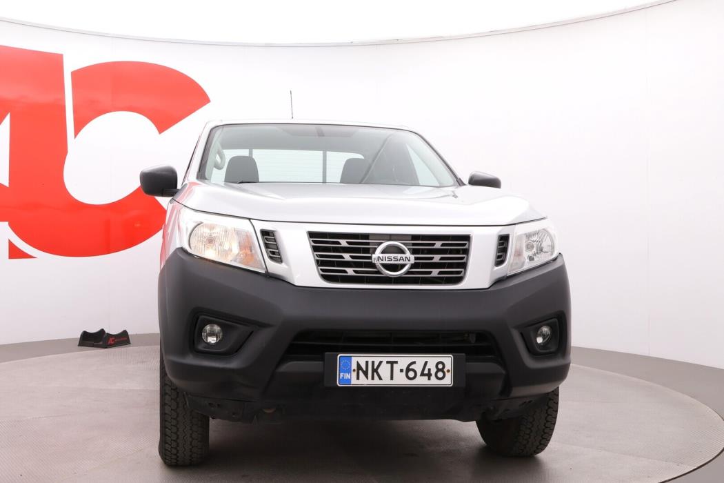 NISSAN Navara 2017
