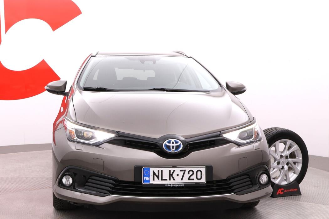 TOYOTA Auris 2018
