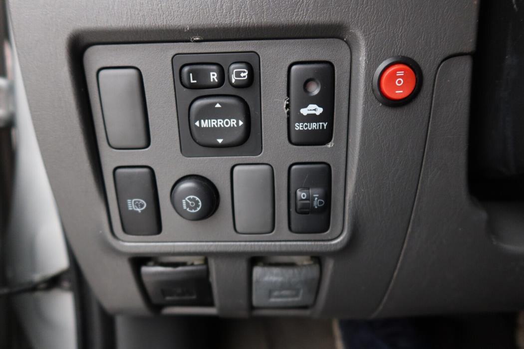 TOYOTA Hilux 2013
