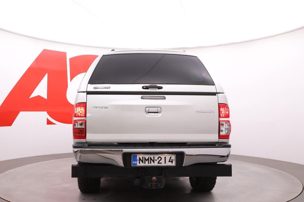 TOYOTA Hilux 2013