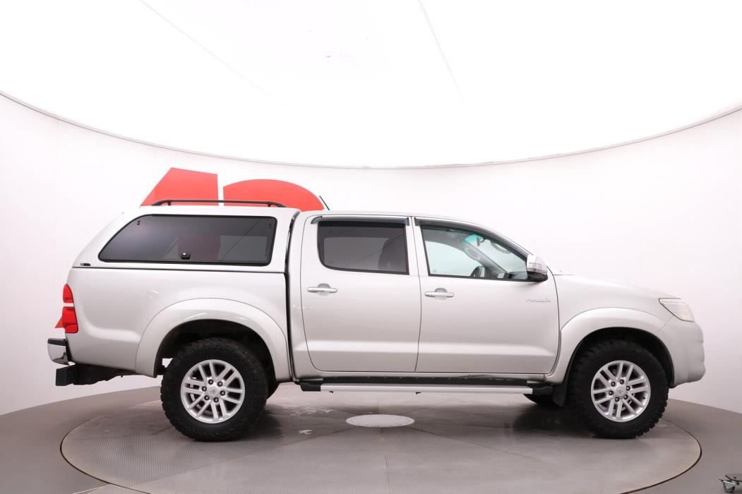 TOYOTA Hilux 2013