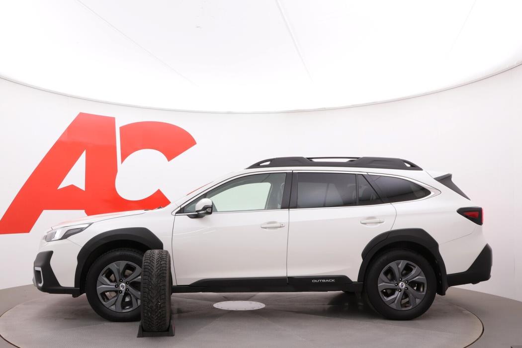 SUBARU Outback 2022