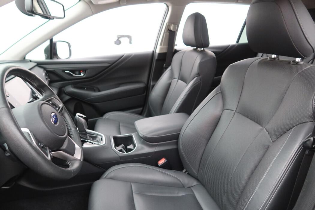 SUBARU Outback 2022
