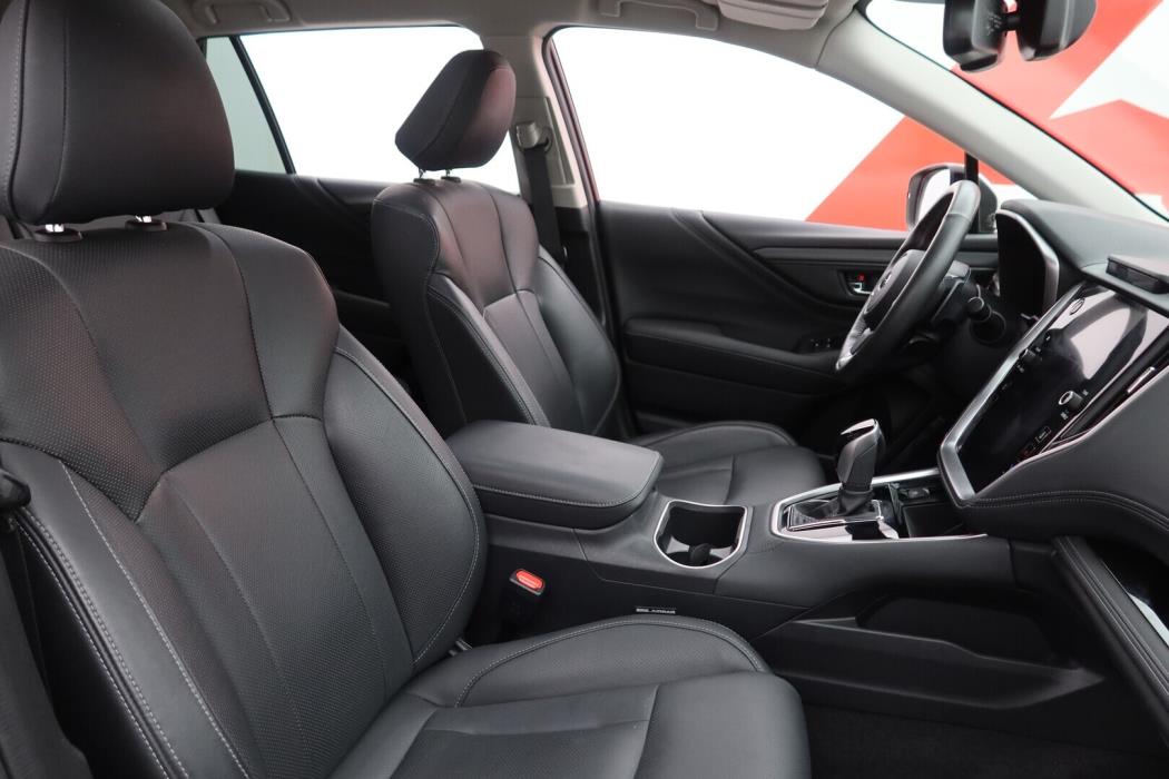 SUBARU Outback 2022