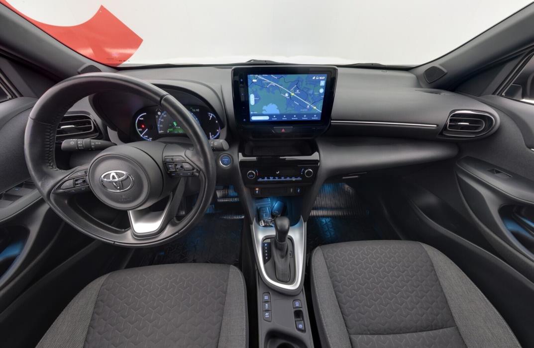 TOYOTA Yaris Cross 2023