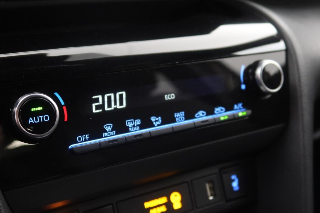 TOYOTA Yaris Cross 2023