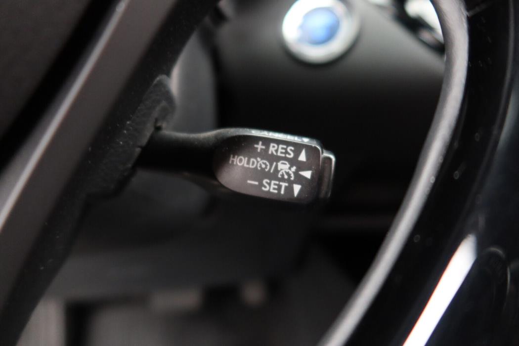 TOYOTA C-HR 2023