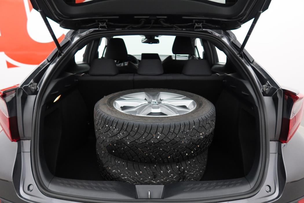 TOYOTA C-HR 2023