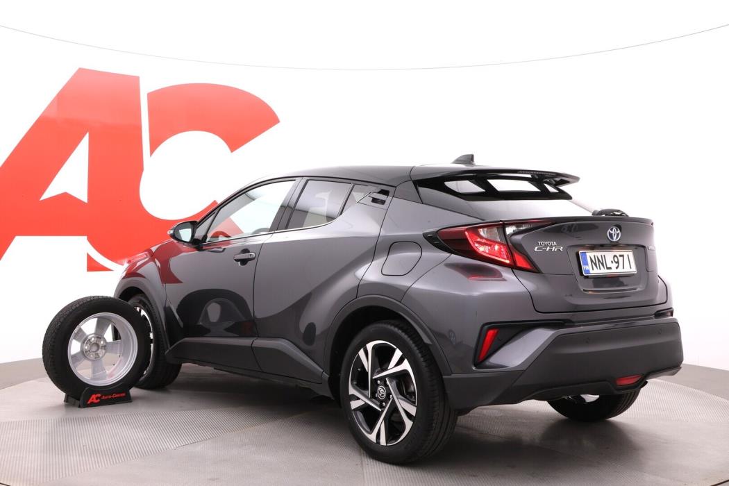 TOYOTA C-HR 2023
