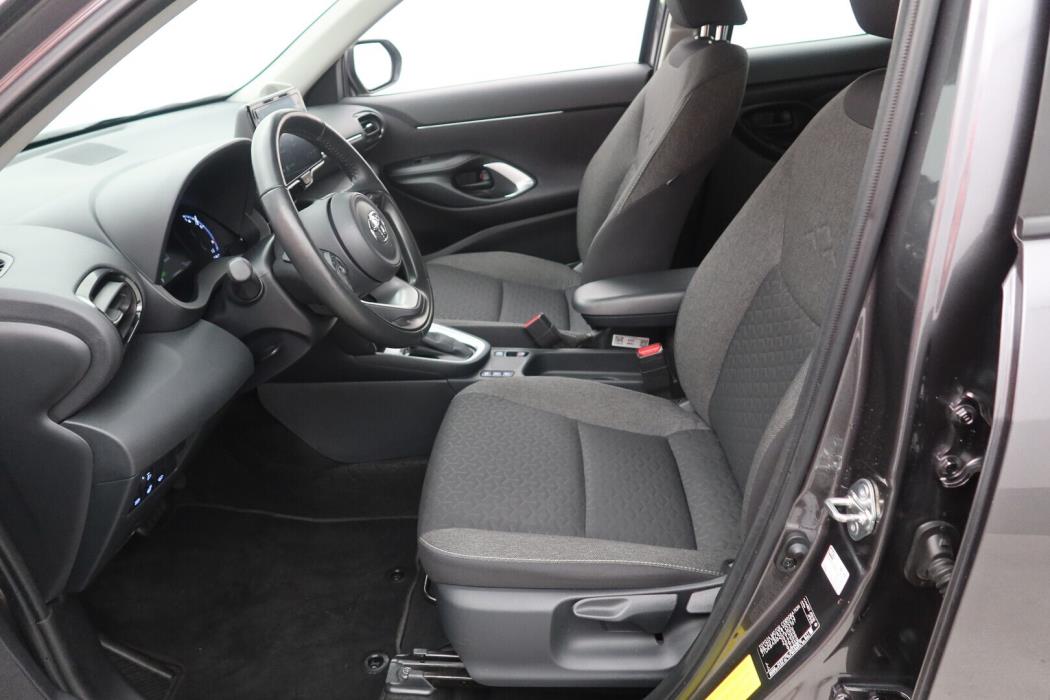 TOYOTA Yaris Cross 2024