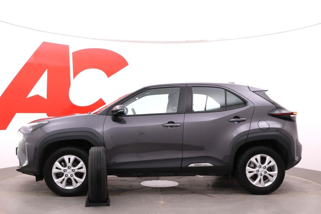 TOYOTA Yaris Cross 2024