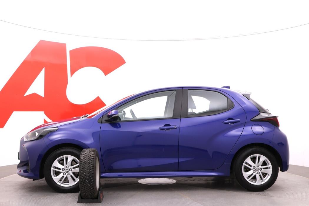 TOYOTA Yaris 2024