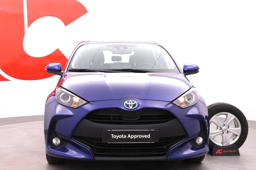 TOYOTA Yaris 2024