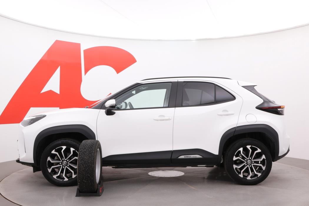 TOYOTA Yaris Cross 2024