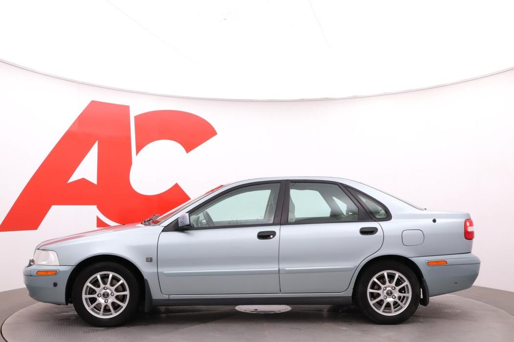 VOLVO S40 2004