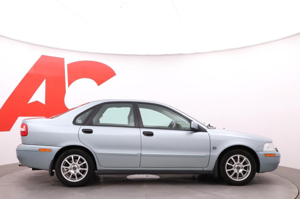 VOLVO S40 2004
