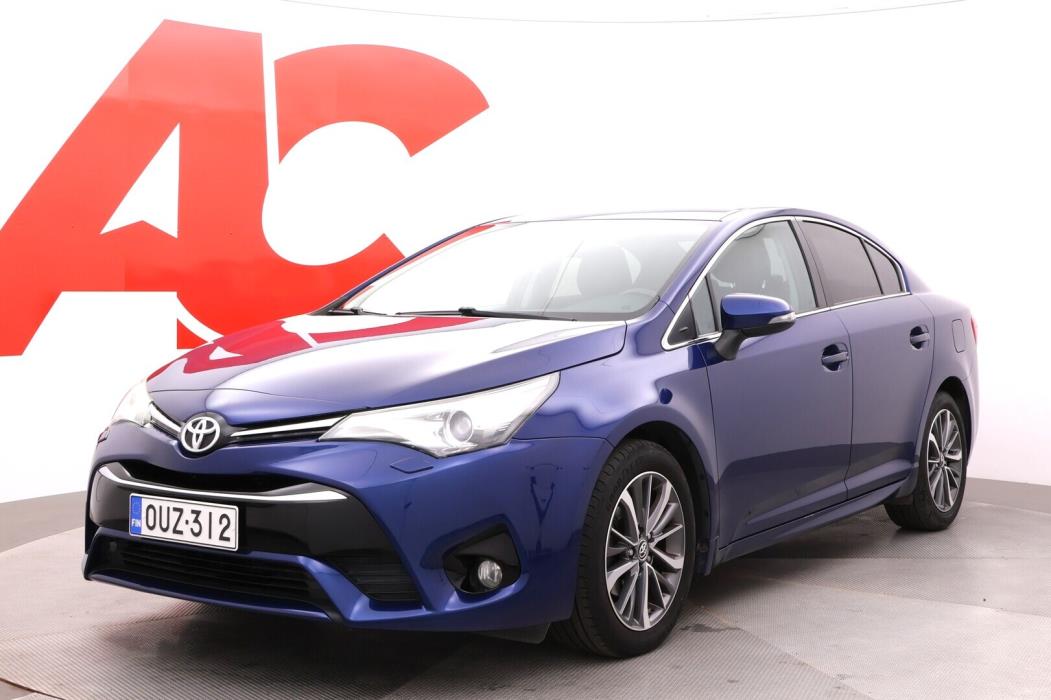 TOYOTA Avensis 2015