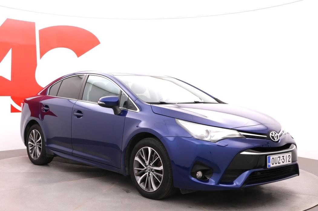 TOYOTA Avensis 2015