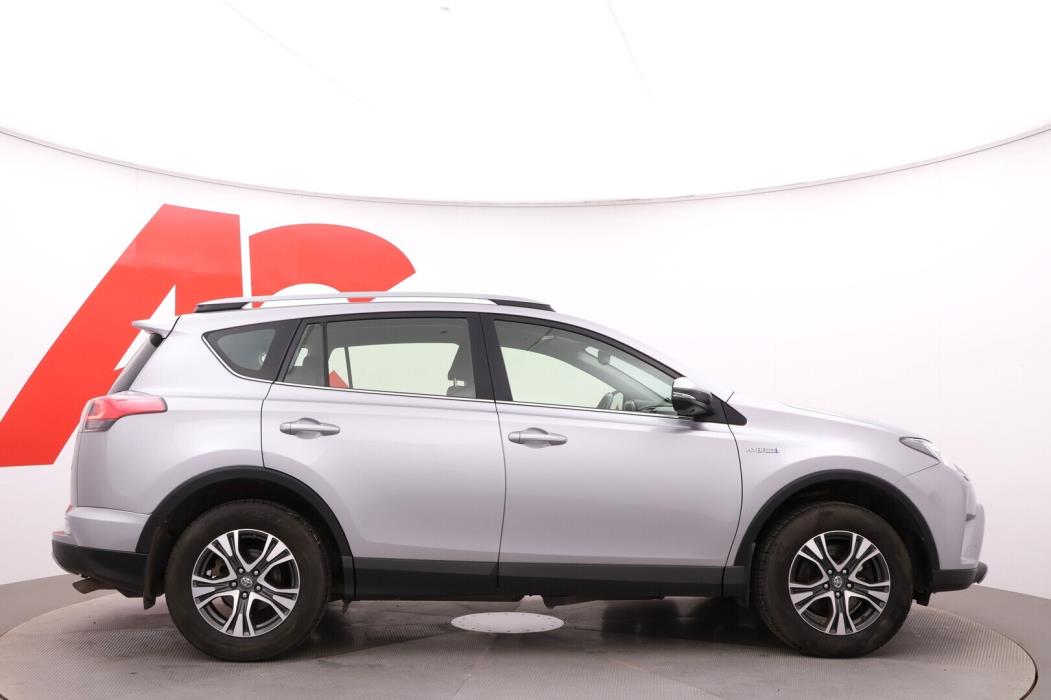TOYOTA RAV4 2017