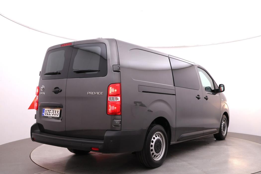 TOYOTA Proace 2021