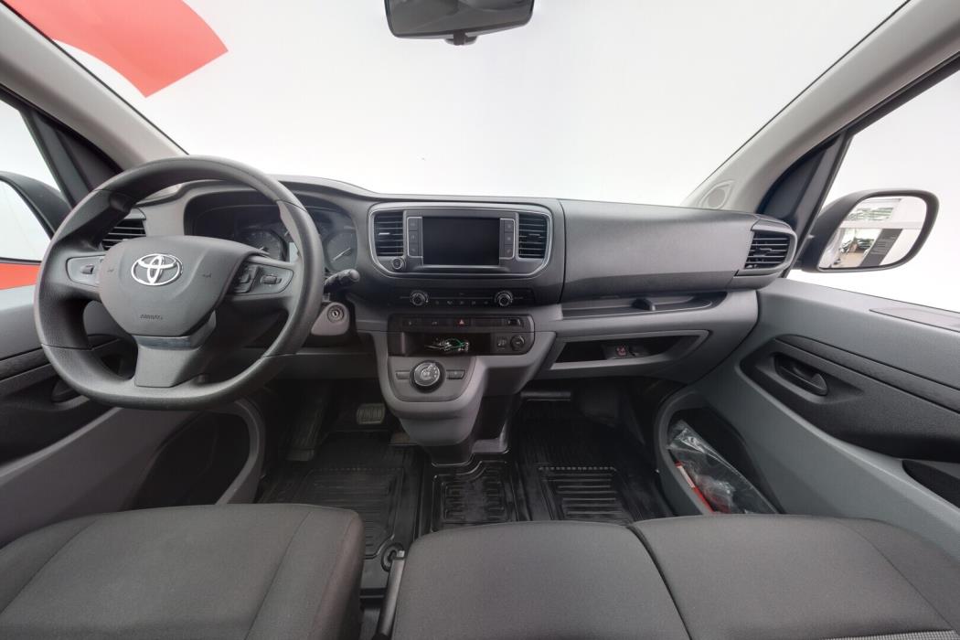 TOYOTA Proace 2023