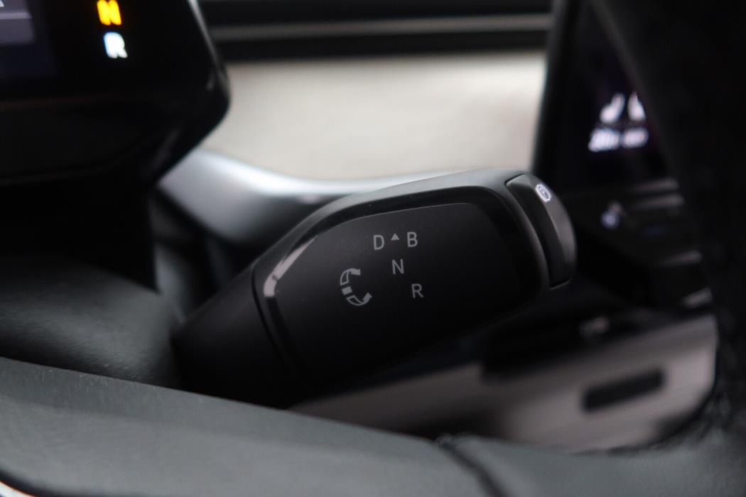 VOLKSWAGEN ID. Buzz 2023