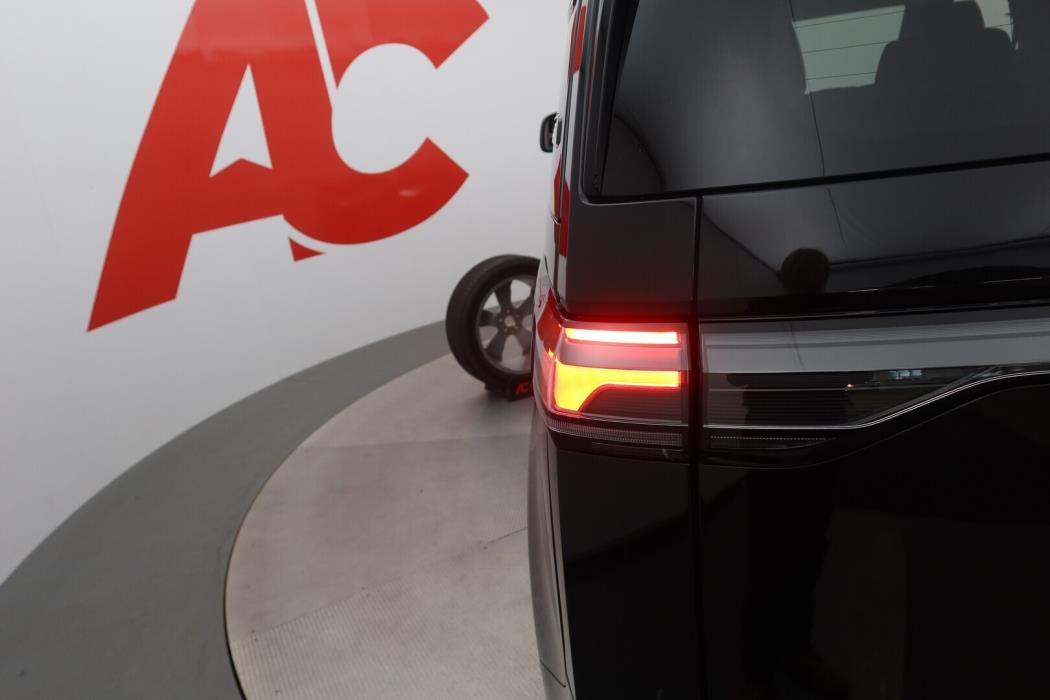 VOLKSWAGEN ID. Buzz 2023