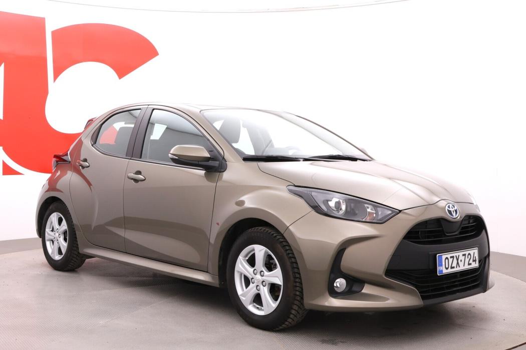 TOYOTA Yaris 2023
