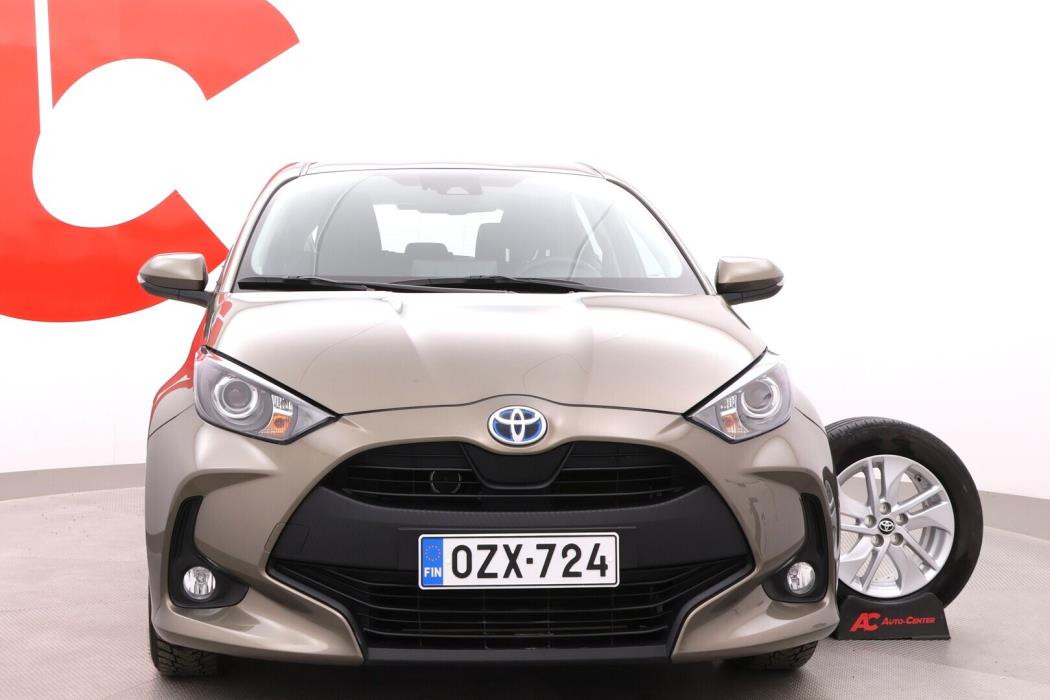 TOYOTA Yaris 2023