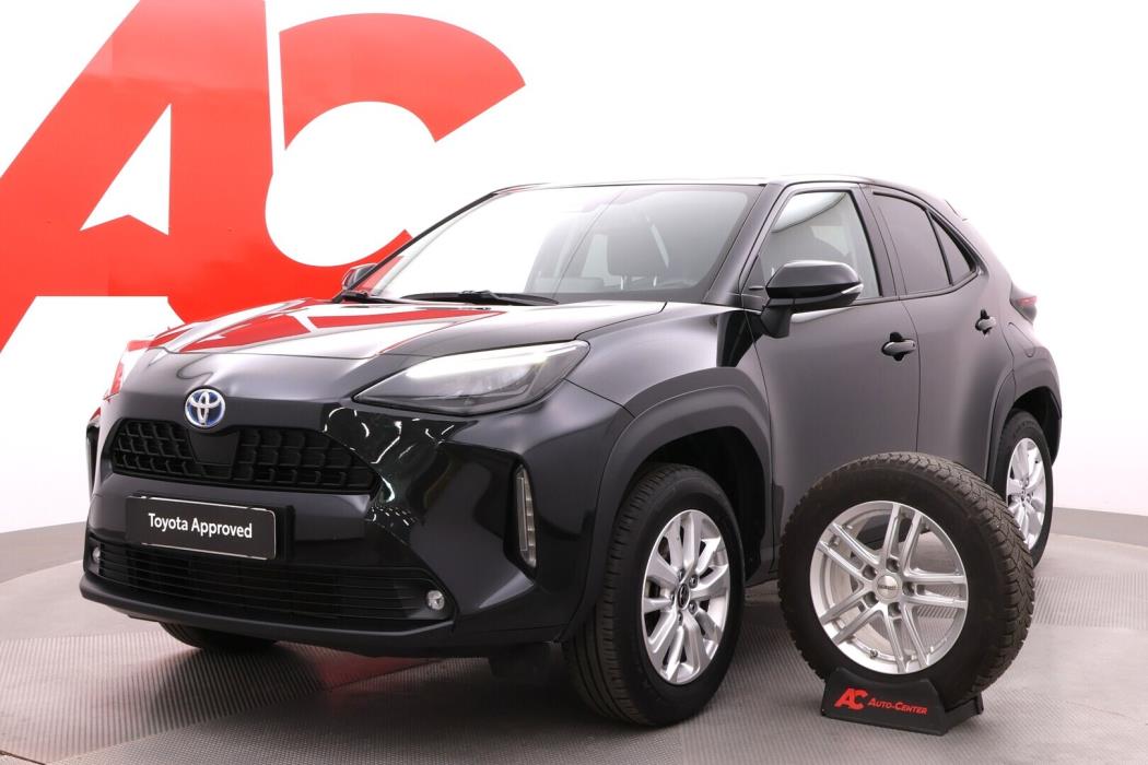 TOYOTA Yaris Cross 2023