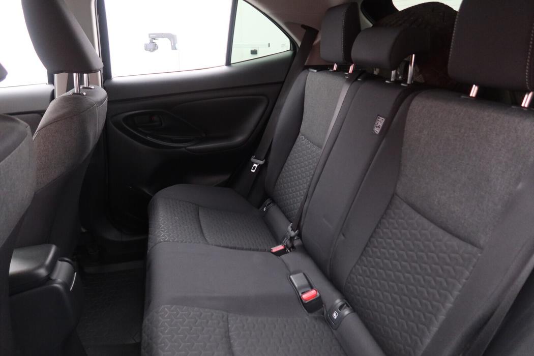 TOYOTA Yaris Cross 2023