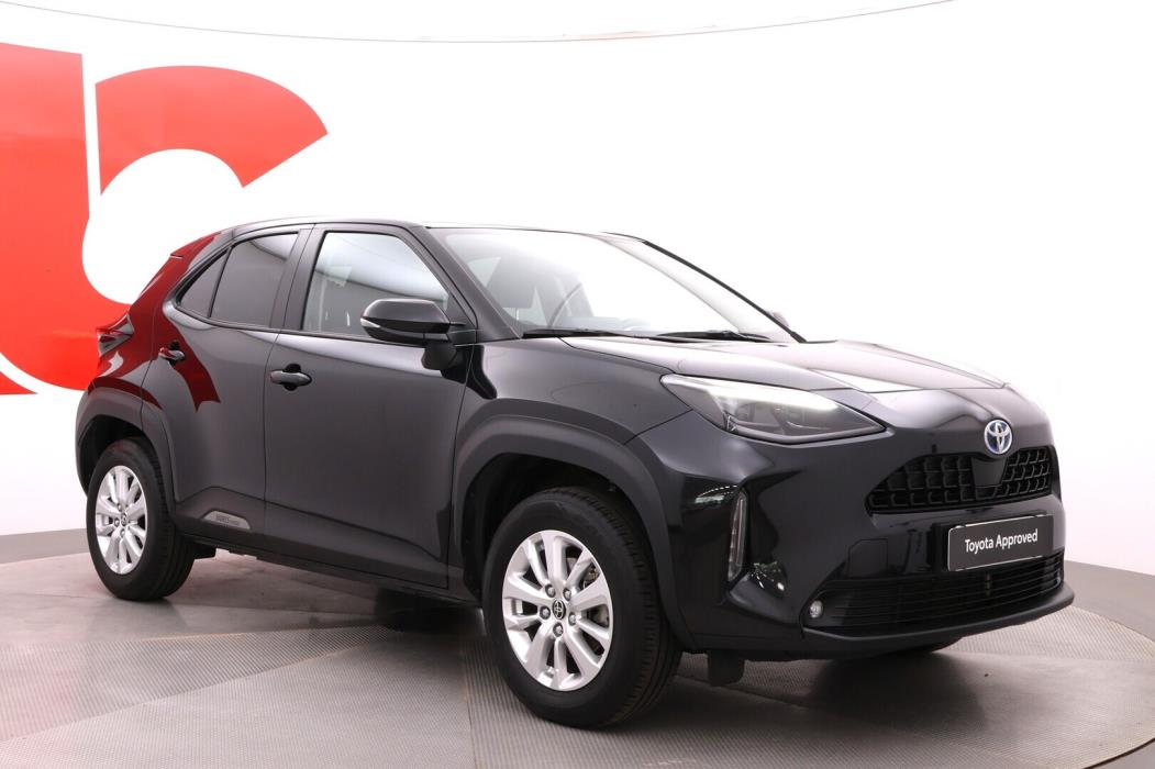TOYOTA Yaris Cross 2023