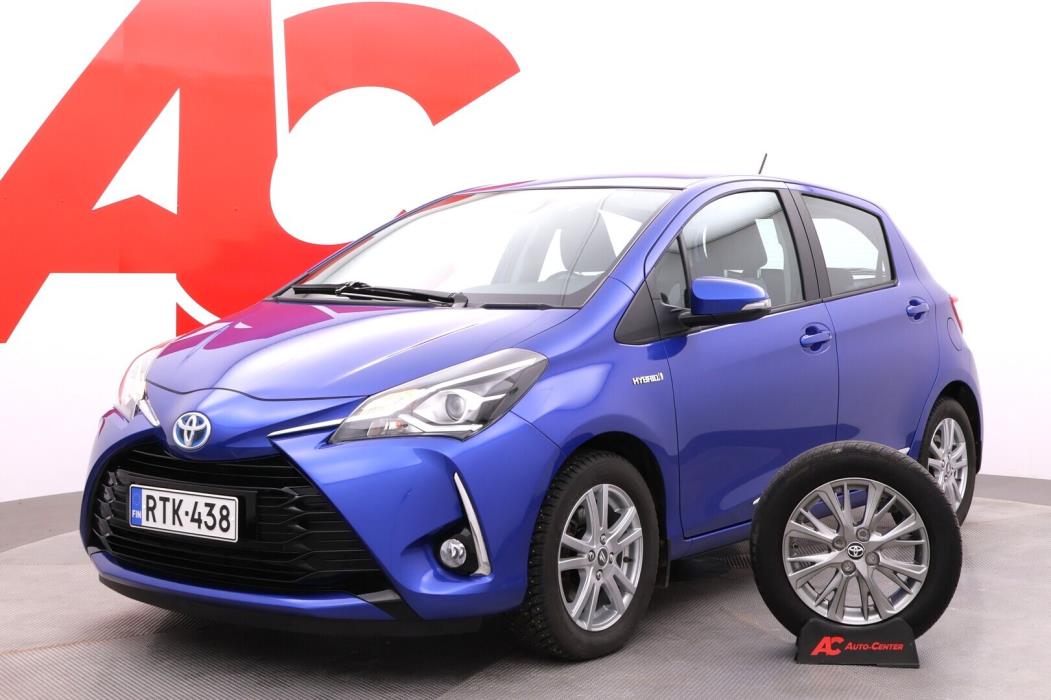 TOYOTA Yaris 2017