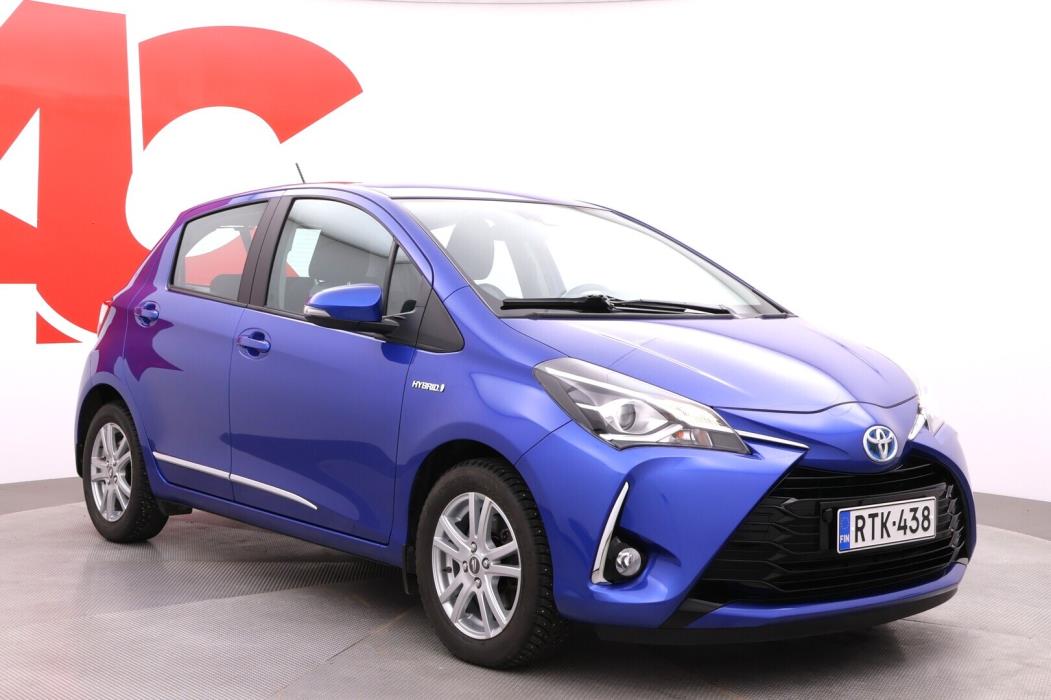 TOYOTA Yaris 2017