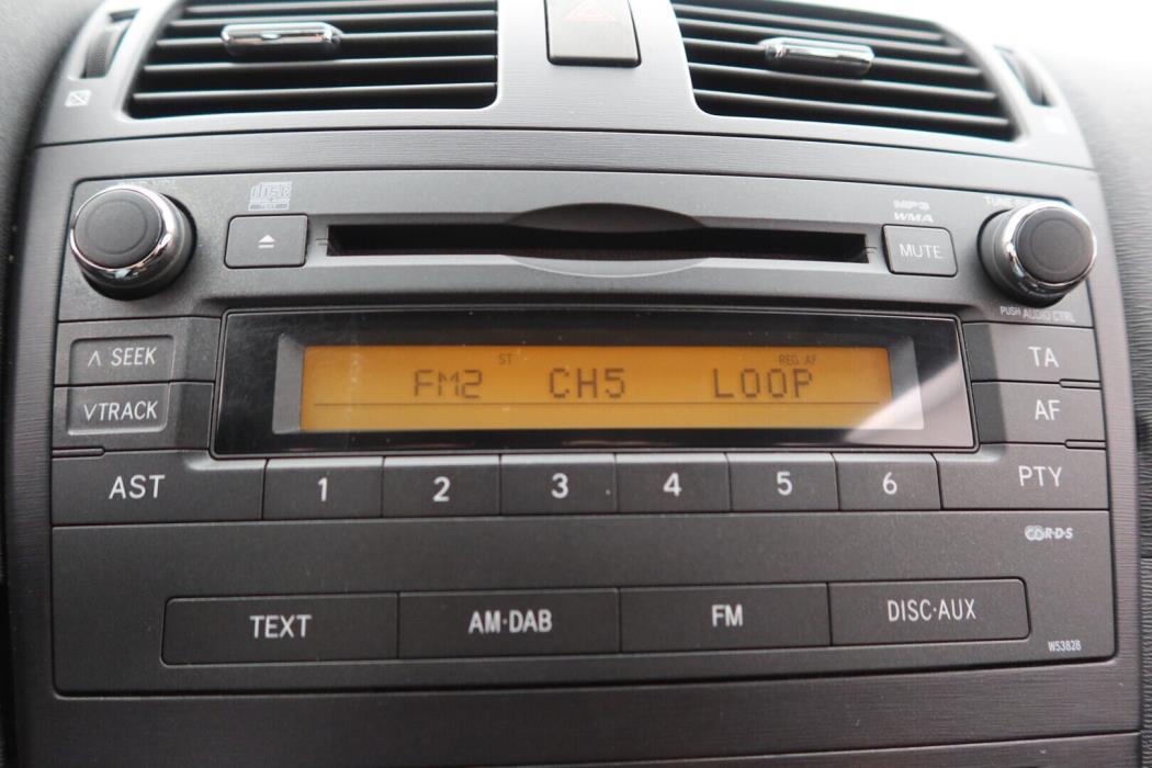 TOYOTA Avensis 2010