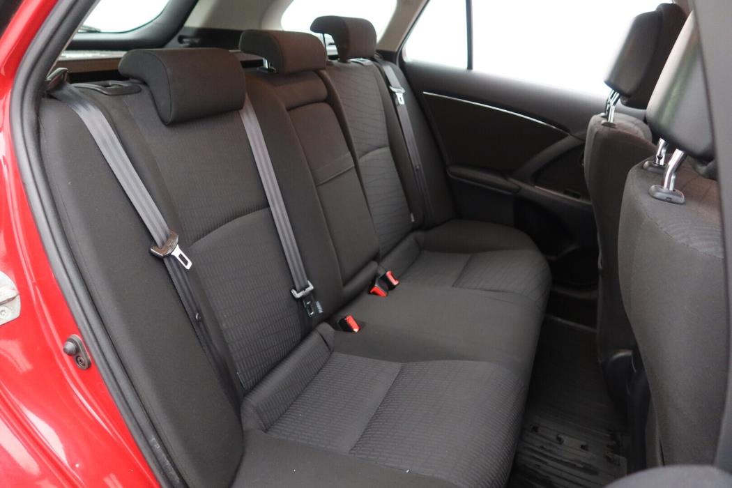 TOYOTA Avensis 2010