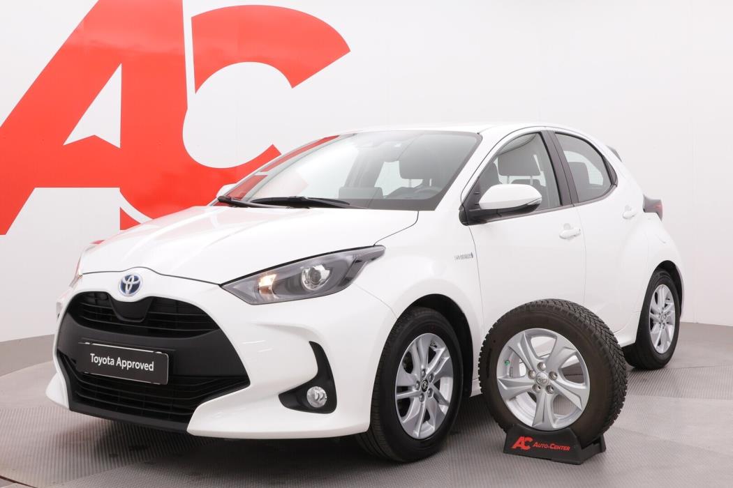 TOYOTA Yaris 2021