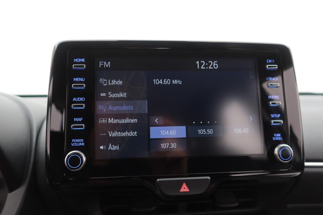 TOYOTA Yaris 2021
