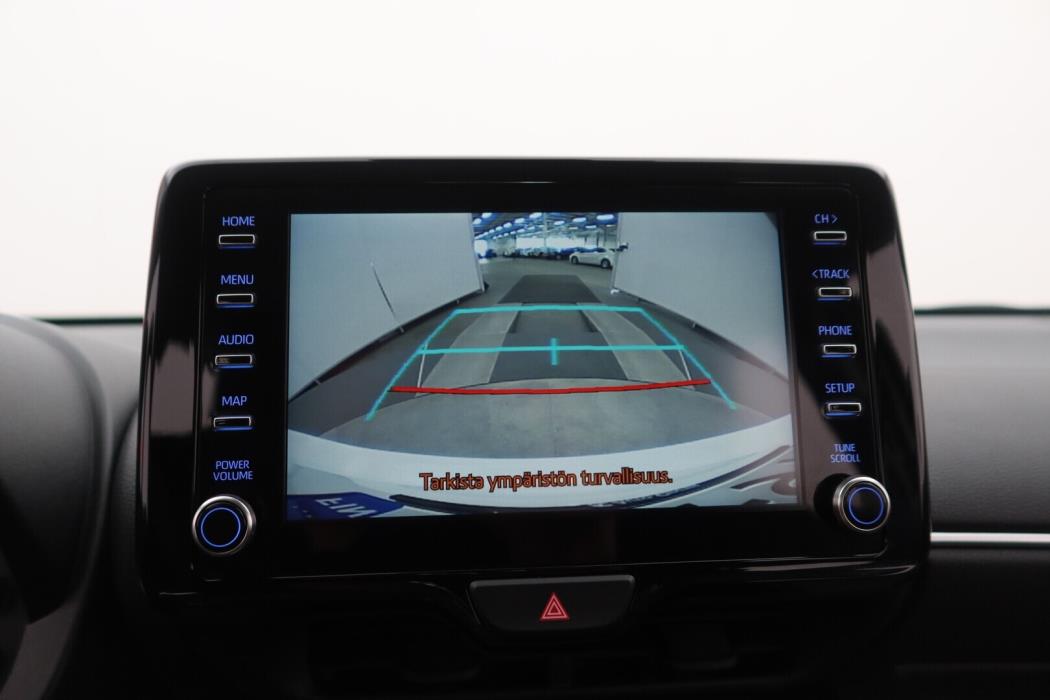 TOYOTA Yaris 2021