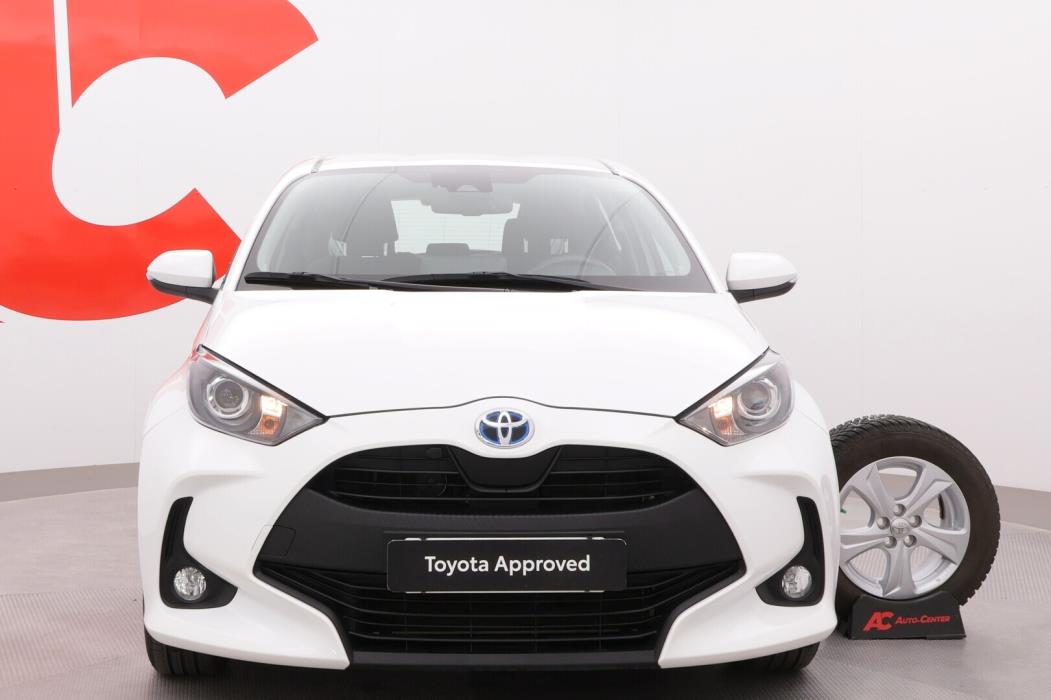 TOYOTA Yaris 2021