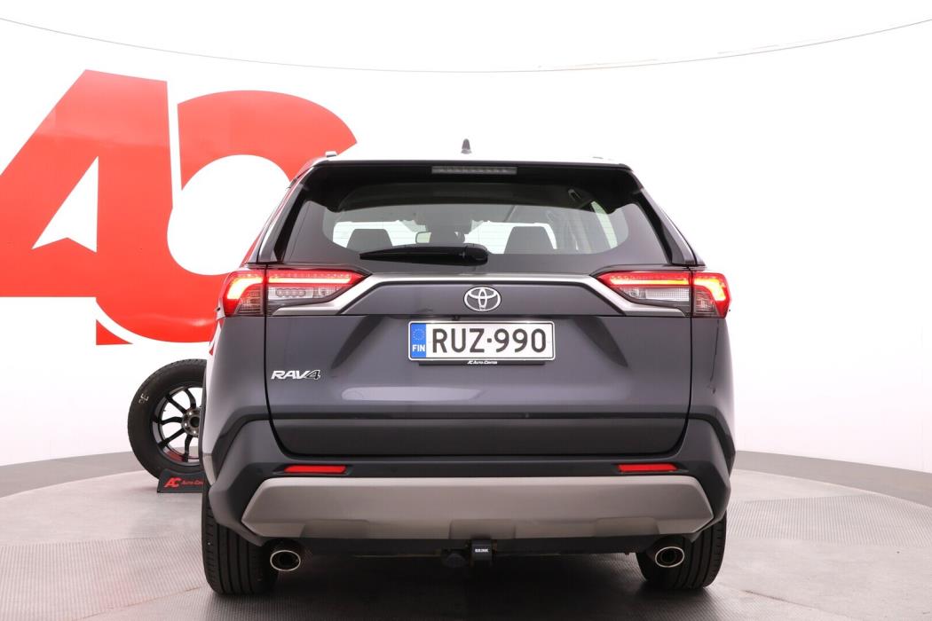 TOYOTA RAV4 2023