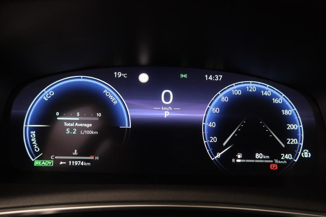 TOYOTA Corolla 2024