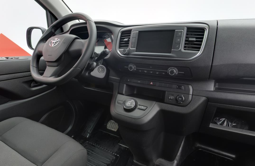 TOYOTA Proace 2024