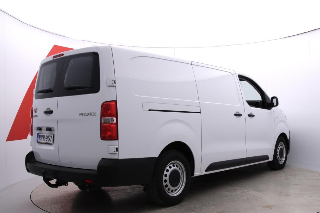 TOYOTA Proace 2024