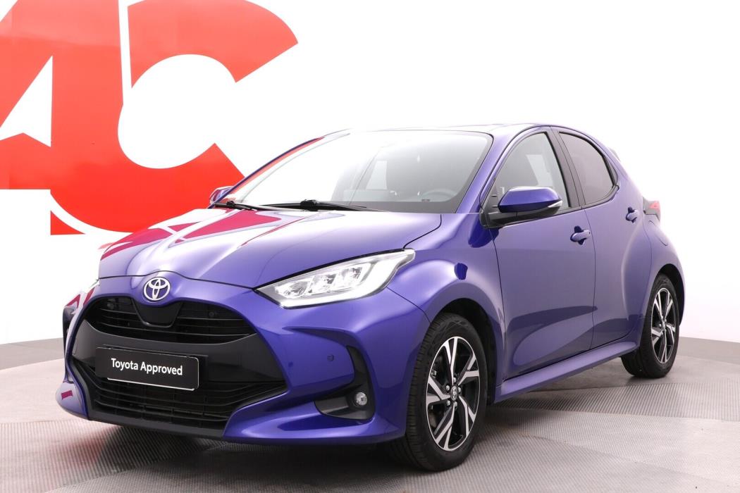 TOYOTA Yaris 2025